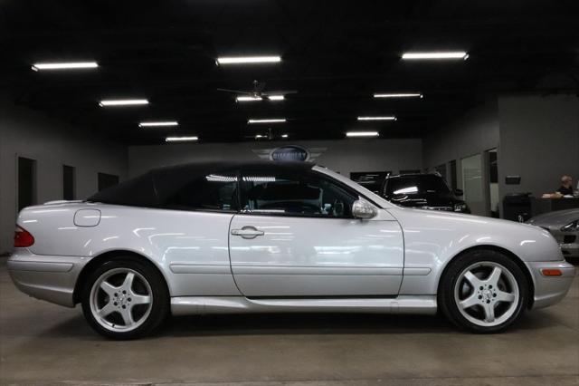 2002 mercedes-benz clk-class 430 cabriolet