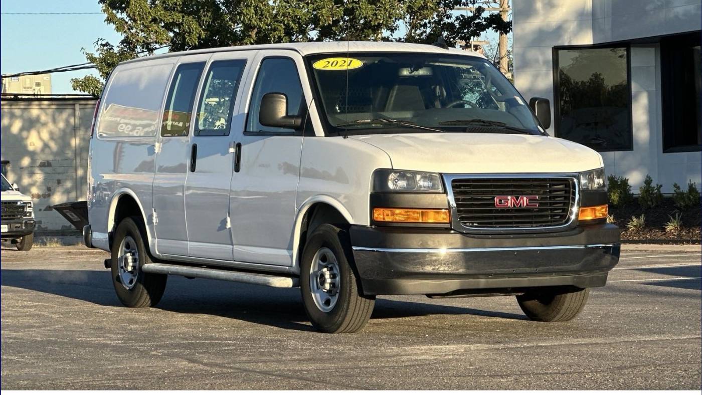 2021 gmc savana 2500
