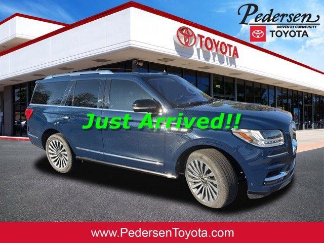 2019 lincoln navigator reserve