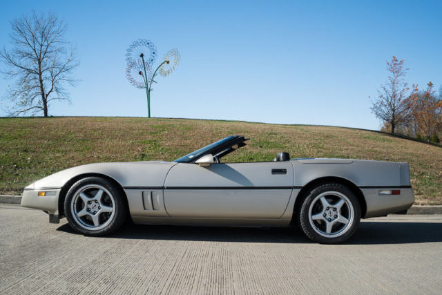 1987 corvette convertible better than new 64k original miles zr1 wheels