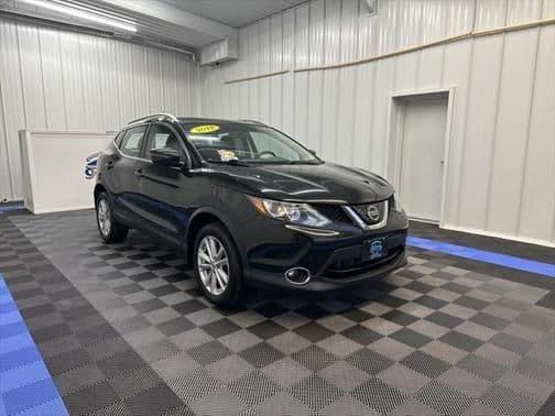 2018 nissan rogue sport sv in syracuse, new york