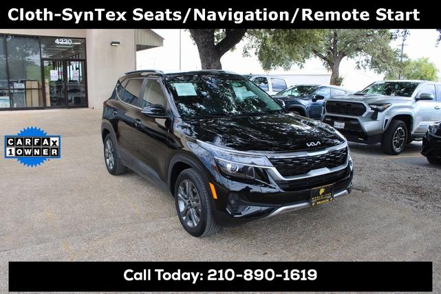 2022 kia seltos s w/ cloth/syntex seats, rear camera