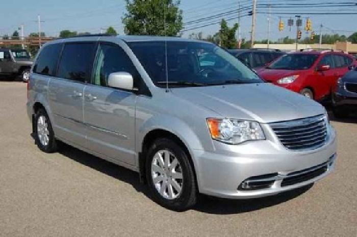 2012 chrysler town & country touring in meadville, pa