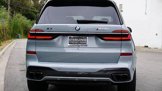 2025 BMW X7