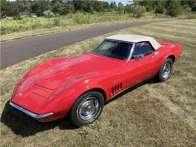 1969 chevrolet corvette 2dr convertible red 76025 miles