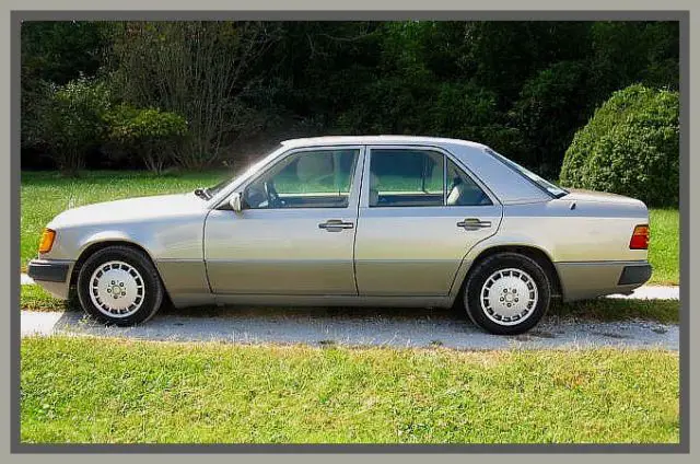 1991 mercedes 300e - 83k miles ......... nice