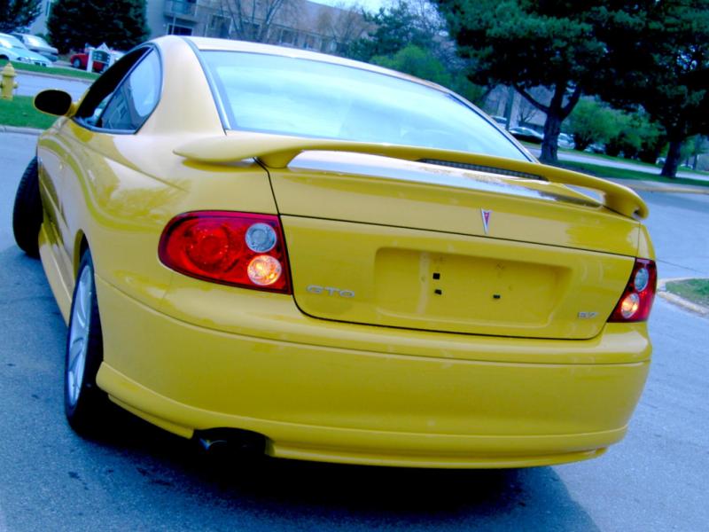 2004 Pontiac GTO