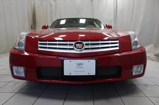2004 cadillac xlr base