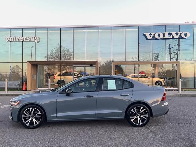 2024 volvo s60 b5 plus dark