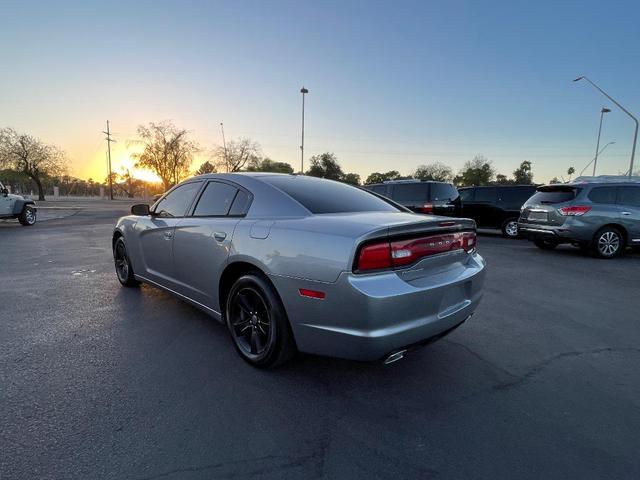 2014 dodge charger se