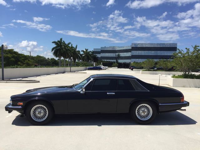 jaguar xjs v12 coupe low miles clean carfax collector's item showroom condition!