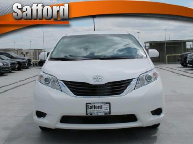 2012 toyota sienna le in north springfield, va