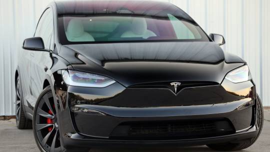 2023 Tesla Model X plaid