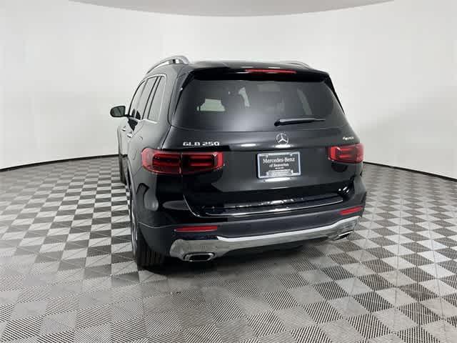 2024 mercedes-benz glb 250 base 4matic