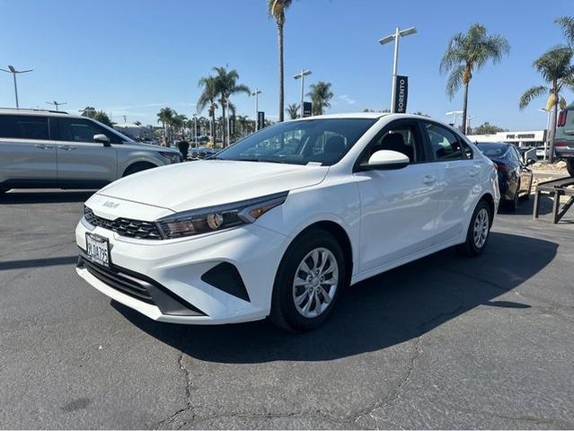 2024 kia forte lx