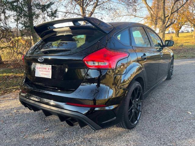 2016 ford focus rs base