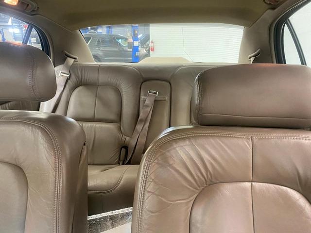 1999 buick park avenue base