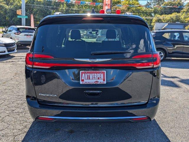 2022 chrysler pacifica touring-l
