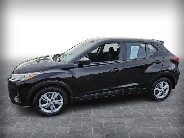 2023 nissan kicks s