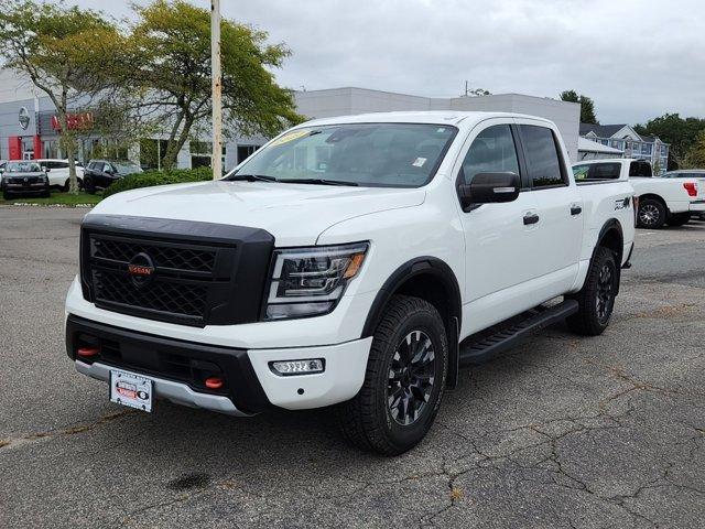 2020 nissan titan pro-4x
