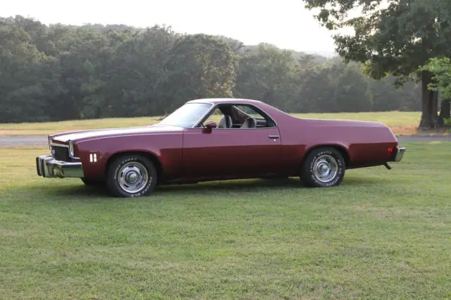 1973 el camino ss, 454,maroon in color, new seat covers,headliner and dash