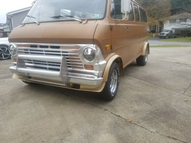 1984 ford e100 econoline van