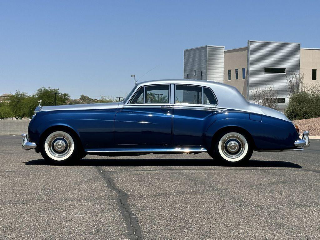 1962 rolls royce silver cloud ii dark blue