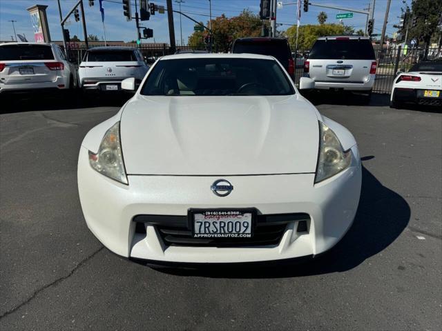 2011 nissan 370z touring