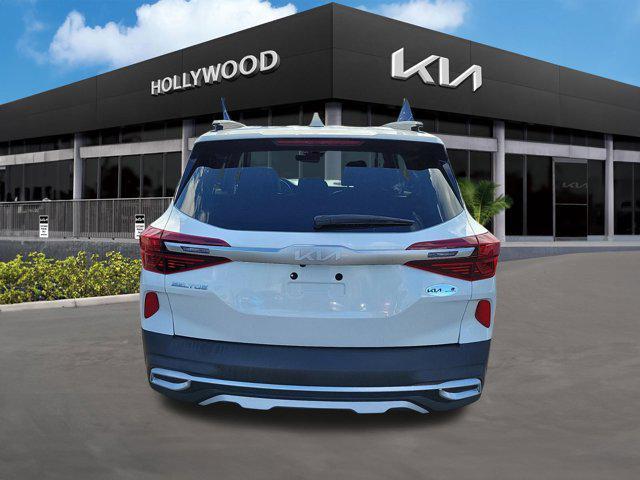 2022 kia seltos sx