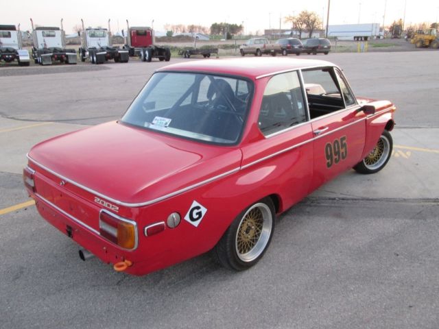 1974 bmw 2002tii rally car (pikes peak)