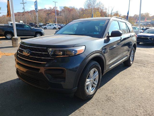 2022 ford explorer xlt