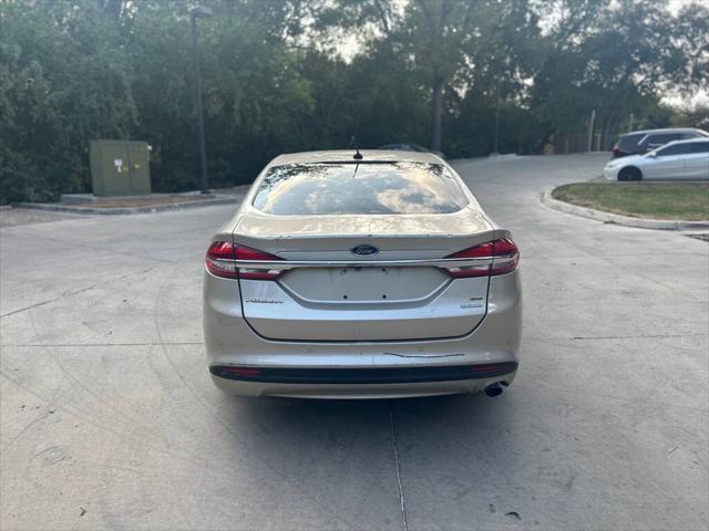 2018 ford fusion se