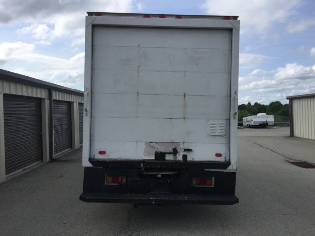 1995 isuzu cab over box truck