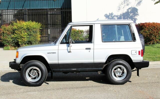 1987 mitsubishi montero 4x4, 100% rust free, no reserve(310)259-5383