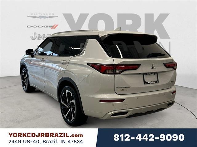 2022 mitsubishi outlander sel