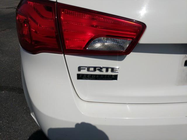 2011 kia forte5 ex ex 4dr hatchback 6m for sale in blades, delaware