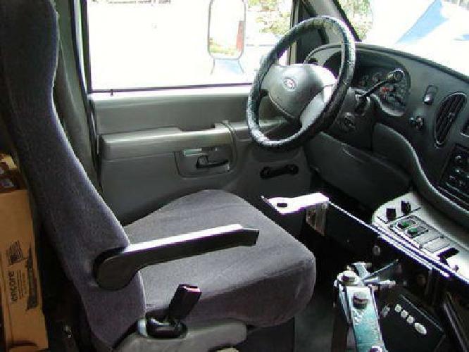 2003 ford e-350 super duty non-cdl shuttle/mini bus with goshen coach in seminole, fl