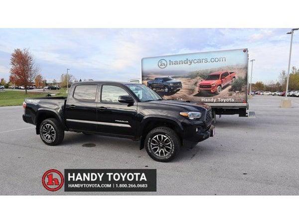 2020 toyota tacoma in flowerfield, illinois
