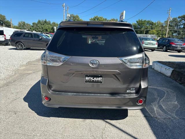2015 toyota sienna se premium