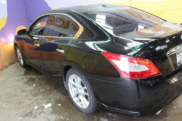 2011 nissan maxima sv
