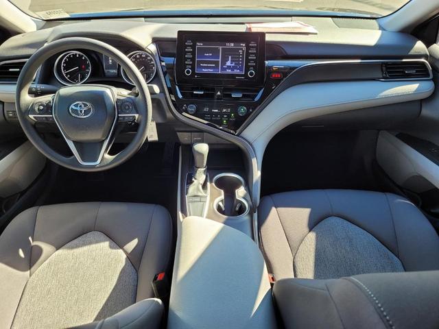 2024 toyota camry le