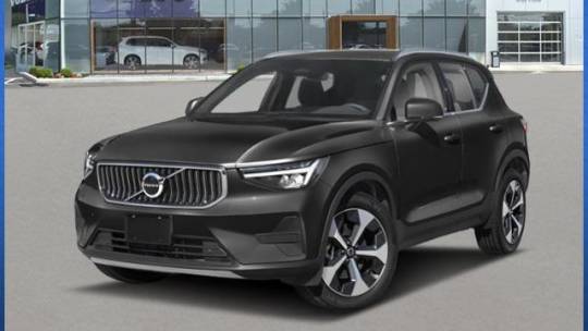 2025 Volvo XC40