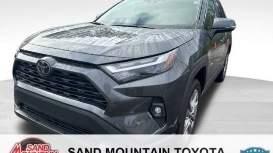 2023 Toyota RAV4 xle premium