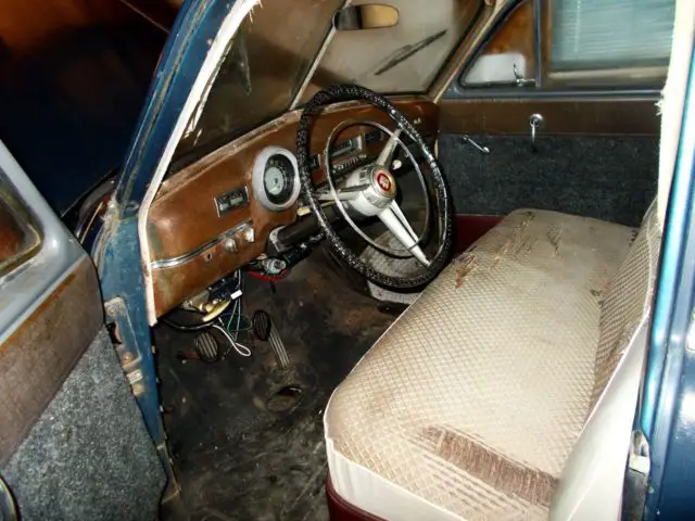 52 dodge meadowbrook, exc condition. 6 cyl flathead, 3 on the tree, 12 volt