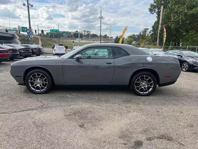 2017 dodge challenger in akron, ohio