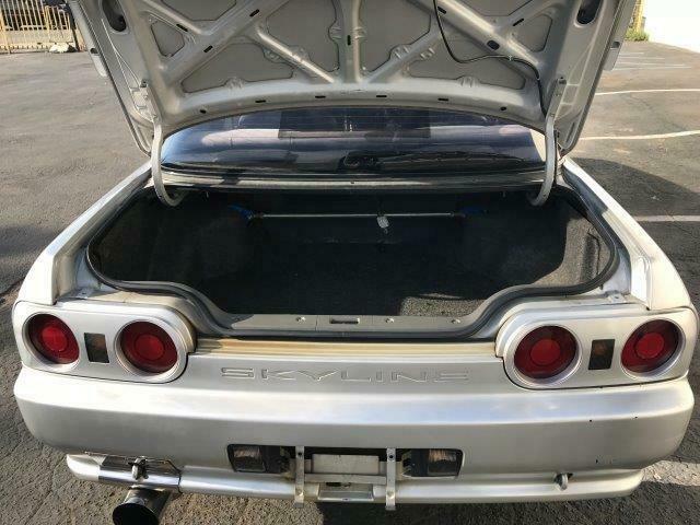 1993 nissan skyline r32gtr rb26dett , silver with 59,500 miles available now!