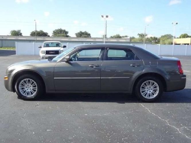 2009 chrysler 300 touring in pinellas park, fl