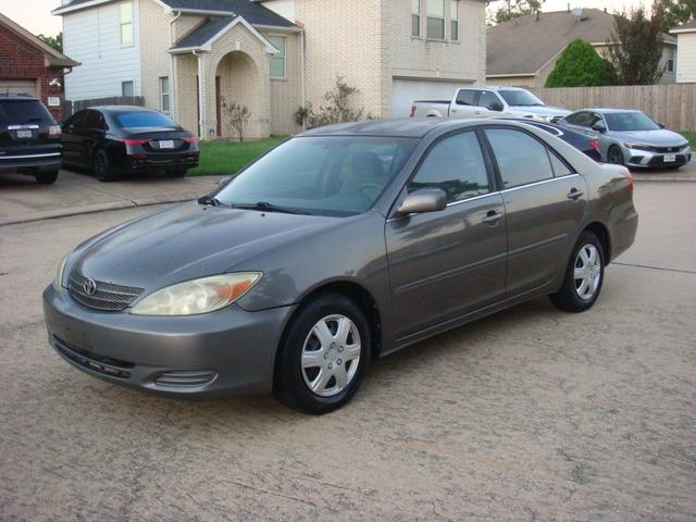 2004 toyota camry le