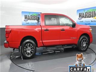 2024 Nissan Titan sv