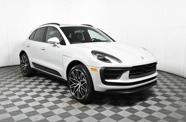 2024 porsche macan base
